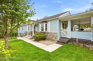 28 Tamaqua St, Tamaqua, PA 18252 - Photo 9