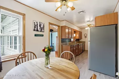  28 Tamaqua Street, Tamaqua, PA 18252 - Photo 27