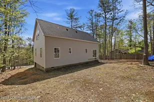 3554 Acorn Cir, East Stroudsburg, PA 18302 - Photo 5