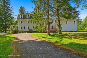 1015 Rt 390, Greentown, PA 18426 - Photo 9