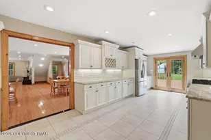 1015 Rt 390, Greentown, PA 18426 - Photo 19
