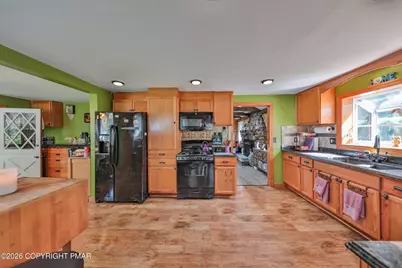  331 Cranberry Creek Road, Cresco, PA 18326 - Photo 15