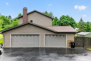 69 N Old Turnpike Rd, Drums, PA 18222 - Photo 5