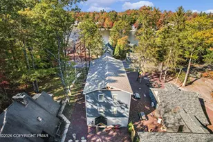 24 Lakeview Dr, Lake Harmony, PA 18624 - Photo 1