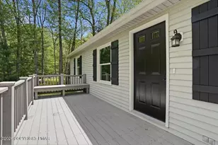 24 Indian Trail Rd, Jim Thorpe, PA 18229 - Photo 3