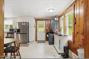 232 Garrity Rd, Hawley, PA 18428 - Photo 15