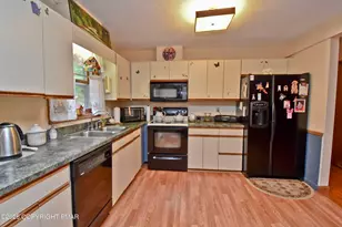 233 Winding Way, Saylorsburg, PA 18353 - Photo 9