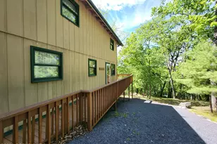 171 Clubhouse Dr, East Stroudsburg, PA 18302 - Photo 49