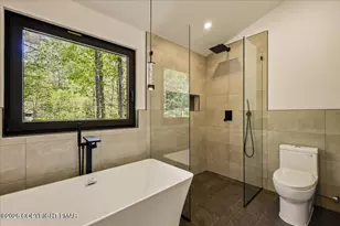 236 Gross Dr, Pocono Pines, PA 18350 - Photo 25
