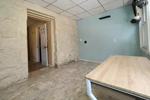 305 W 8th St, Bethlehem, PA 18015 - Photo 23