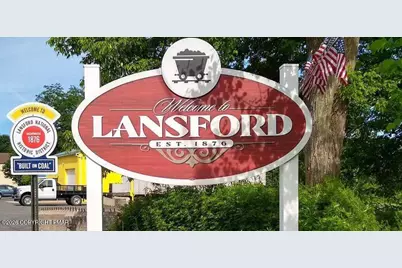  448 E Kline Avenue, Lansford, PA 18232 - Photo 5