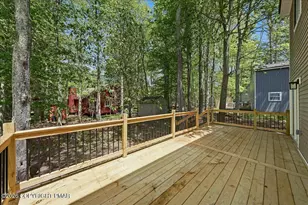 8592 Periwinkle Dr, Tobyhanna, PA 18466 - Photo 19