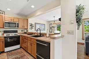 344 Hemlock Ln, Tannersville, PA 18372 - Photo 21