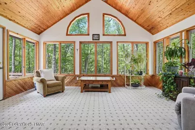  1517 Deer Run, Bushkill, PA 18324 - Photo 5
