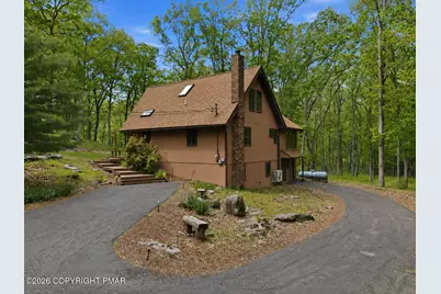  1517 Deer Run, Bushkill, PA 18324 - Photo 3