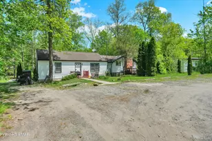 1462&1466 Pocono Ln, Bartonsville, PA 18321 - Photo 7