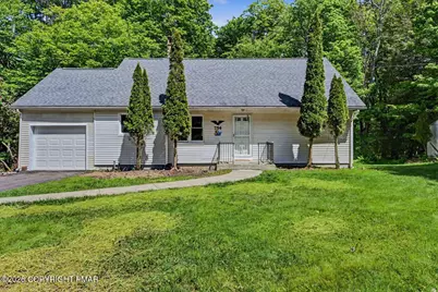  754 Carlton Road, Tobyhanna, PA 18466 - Photo 3