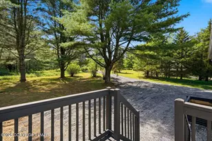 155 Blooming Grove Rd, Hawley, PA 18428 - Photo 15