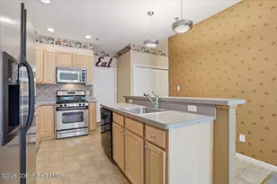 11 Oak Leaf Ln, East Stroudsburg, PA 18301 - Photo 15