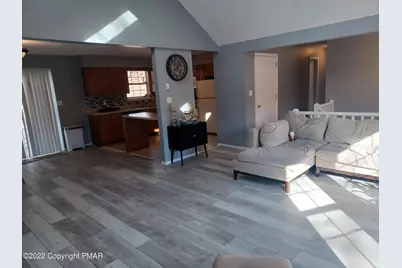  1147 Hunters Woods Drive, East Stroudsburg, PA 18301 - Photo 7