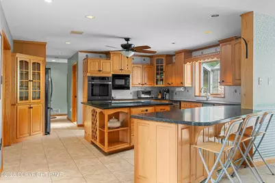  324 W 10th Street, Jim Thorpe, PA 18229 - Photo 21