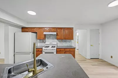  112 Cedar Lane, East Stroudsburg, PA 18302 - Photo 15
