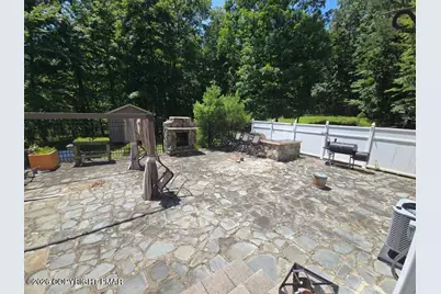  519 Norman Court, East Stroudsburg, PA 18302 - Photo 5