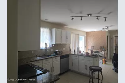  519 Norman Court, East Stroudsburg, PA 18302 - Photo 9