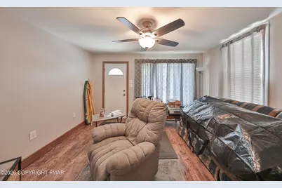  230 Carbon Street, Lehighton, PA 18235 - Photo 7