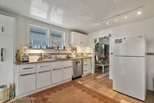 413 South Ave, Jim Thorpe, PA 18229 - Photo 13