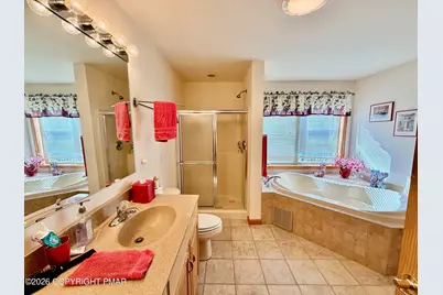  123 Wallenpaupack Drive, Greentown, PA 18426 - Photo 21