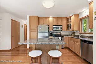 123 Wallenpaupack Dr, Greentown, PA 18426 - Photo 21