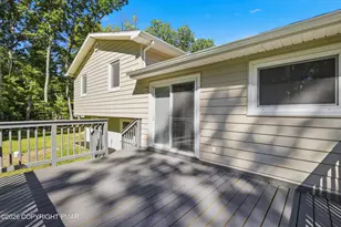 236 Lloyds Ln, Stroudsburg, PA 18360 - Photo 41