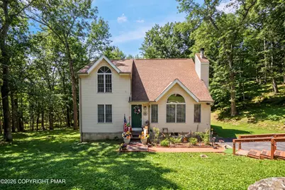  236 Dorchester Drive, Bushkill, PA 18324 - Photo 1