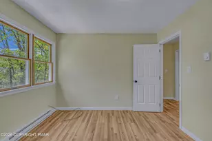 171 Foothill Blvd, Effort, PA 18330 - Photo 17