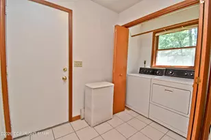 1220 Kroucher Rd, Stroudsburg, PA 18360 - Photo 23