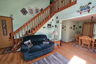 7193 Winnebago Dr, Pocono Lake, PA 18347 - Photo 9