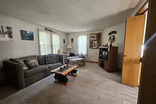 7193 Winnebago Dr, Pocono Lake, PA 18347 - Photo 11