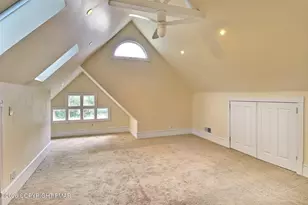 604 Thomas St, Stroudsburg, PA 18360 - Photo 9
