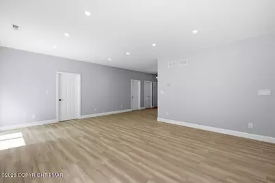  124 Wallenpaupack Drive, Greentown, PA 18426 - Photo 17