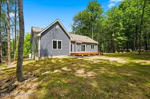 124 Wallenpaupack Dr, Greentown, PA 18426 - Photo 51