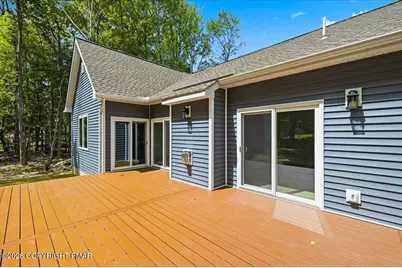  124 Wallenpaupack Drive, Greentown, PA 18426 - Photo 47