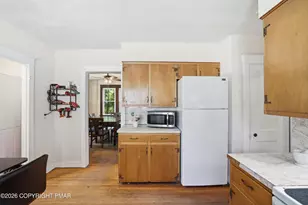 97 E Broad St, East Stroudsburg, PA 18301 - Photo 15