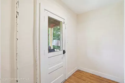  97 E Broad Street, East Stroudsburg, PA 18301 - Photo 23