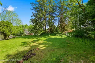 97 E Broad St, East Stroudsburg, PA 18301 - Photo 5