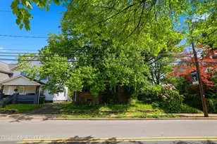 97 E Broad St, East Stroudsburg, PA 18301 - Photo 53