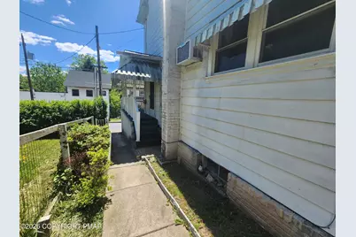  426 South Avenue, Jim Thorpe, PA 18229 - Photo 3