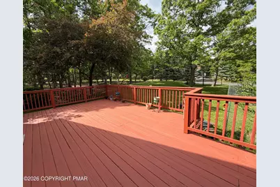  197 Hummingbird Trail, Bushkill, PA 18324 - Photo 7