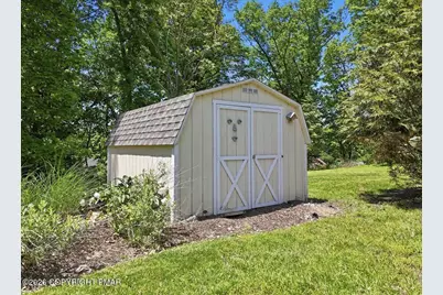 240 Oxford Circle, Stroudsburg, PA 18360 - Photo 73