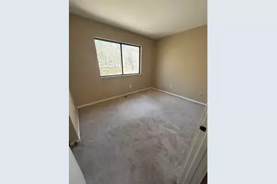  313 Keswick Avenue, Bushkill, PA 18324 - Photo 15